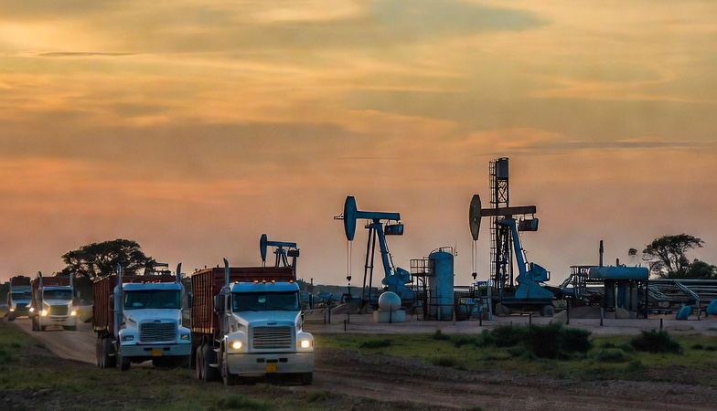 petroleo argentina vaca puerta YPF rutazo camiones uber mercado libre